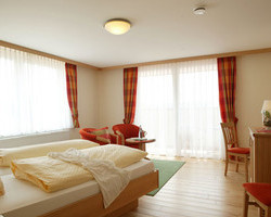 Landgasthof L�wen (Neubulach-Oberhaugstett)