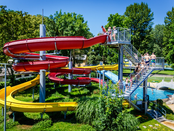 Bildnachweis: Mit freundlicher Genehmigung der Karlsruher Bädergesellschaft mbH/ Bildnachweis: Mit freundlicher Genehmigung der Karlsruher Bädergesellschaft mbH/