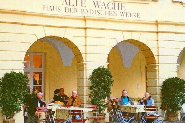 Bildnachweis: (Mit freundlicher Genehmigung Freiburgerleben Ursula Tenderich und Caterina Mesina GbR) Bildnachweis: (Mit freundlicher Genehmigung Freiburgerleben Ursula Tenderich und Caterina Mesina GbR)